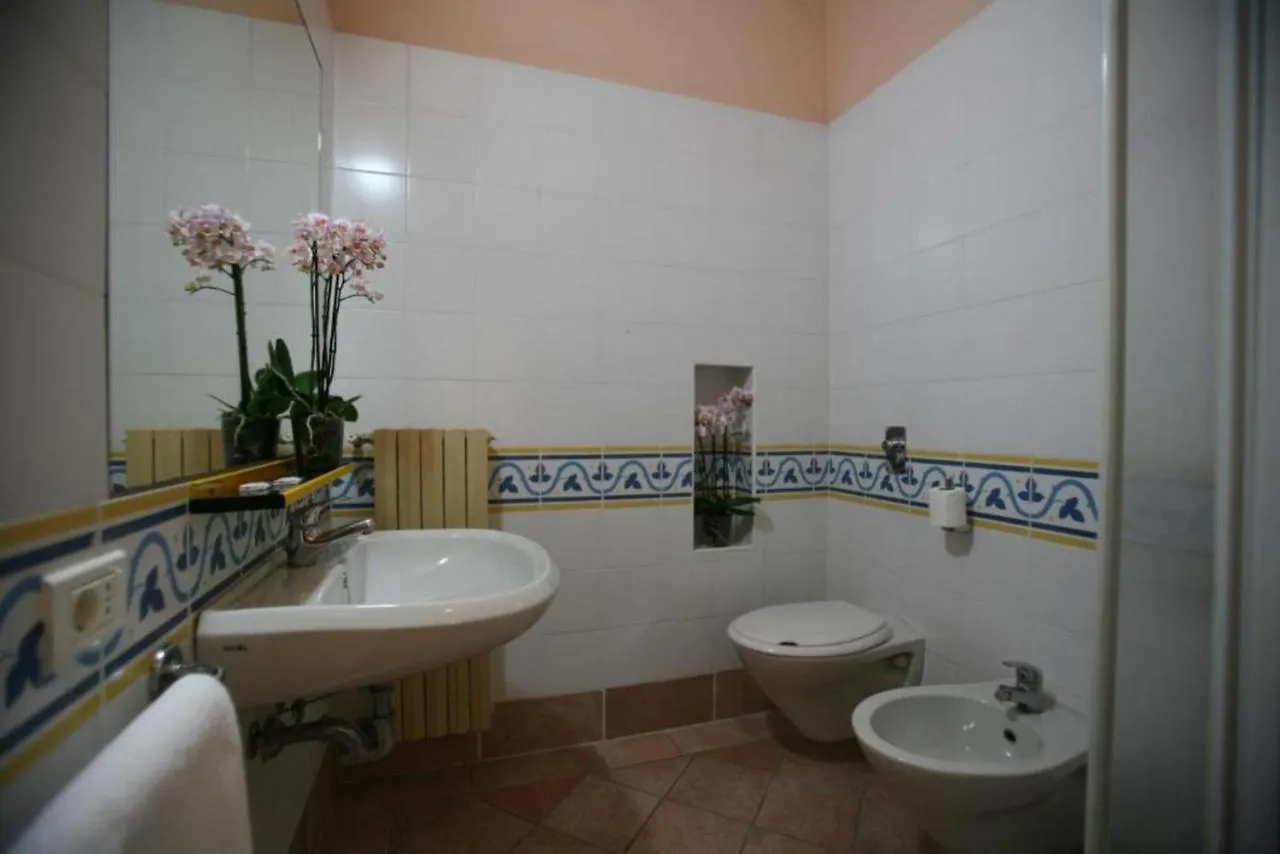 Апарт-отель Villaggio Colombare Сирмионе Италия